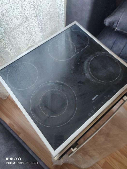 Электроплита и духовой шкаф