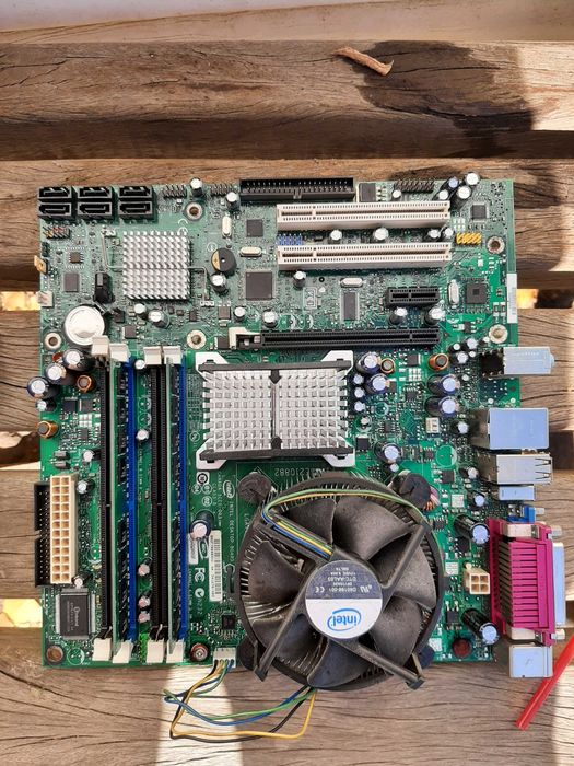 Материнская плата LGA775