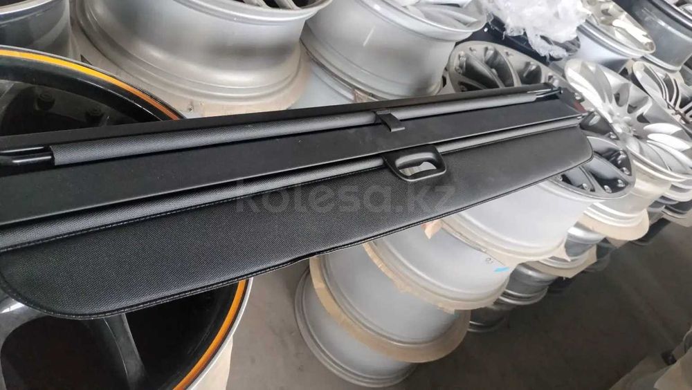 полка\шторка bmw x5 e70