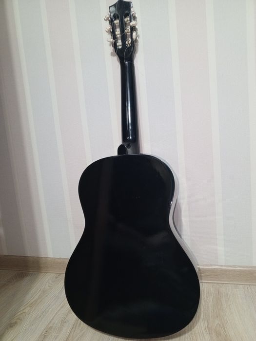 Гитара классическая