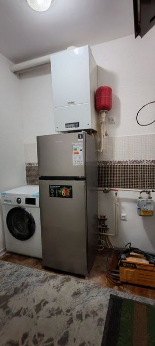 Qorasu 6 da 1 xona 2 xona qilingan kvartira  ijaraga berladi