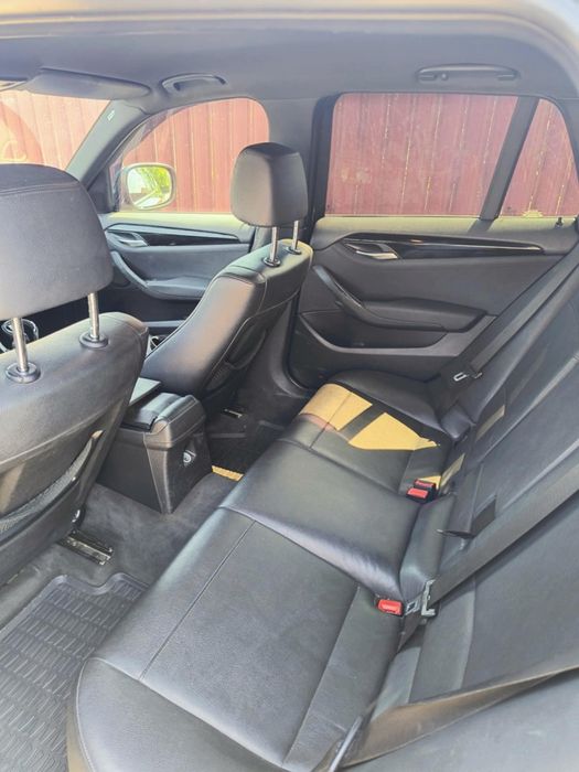 Vand bmw x1 automat