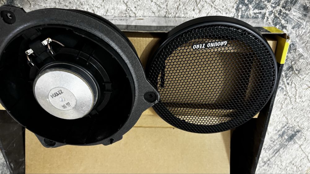 Колонки для машины