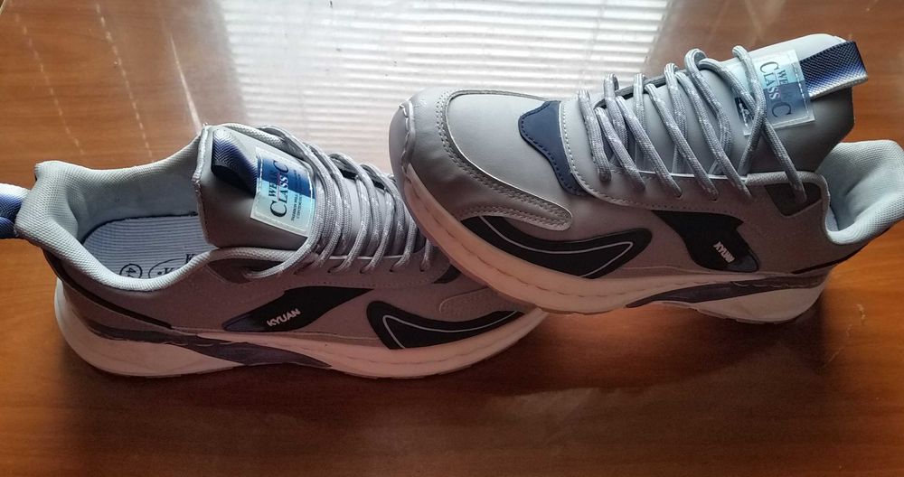 Нови кожени мъжки маратонки No:43