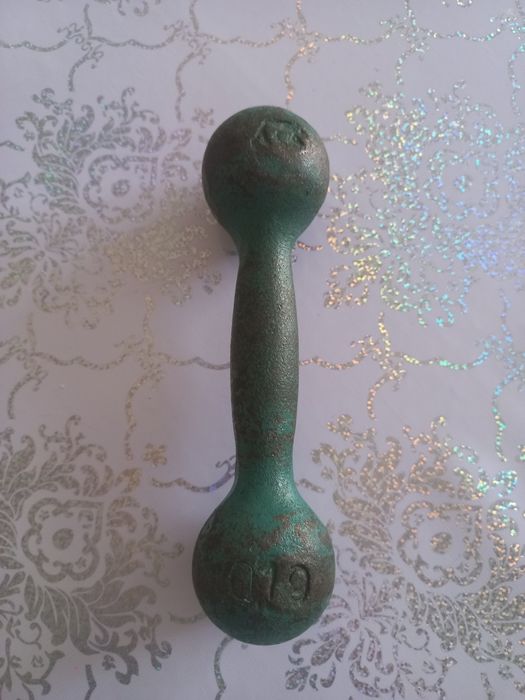 Продам гантелю СССР