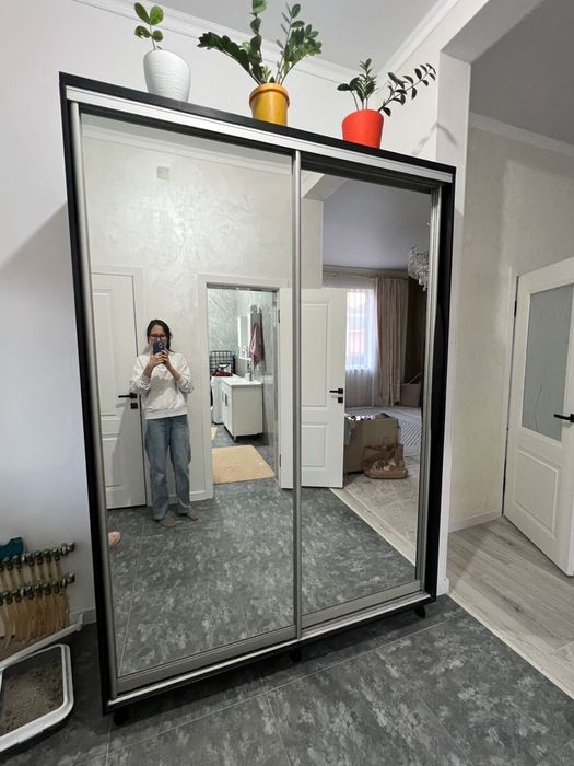 Продается шкаф купе