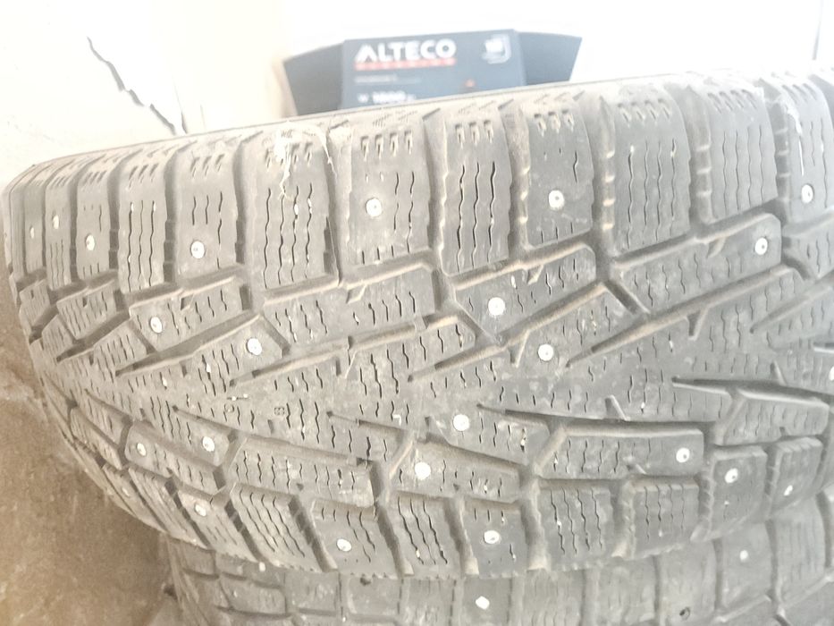 Покрышка колеса дөңгелек 215.60.R16