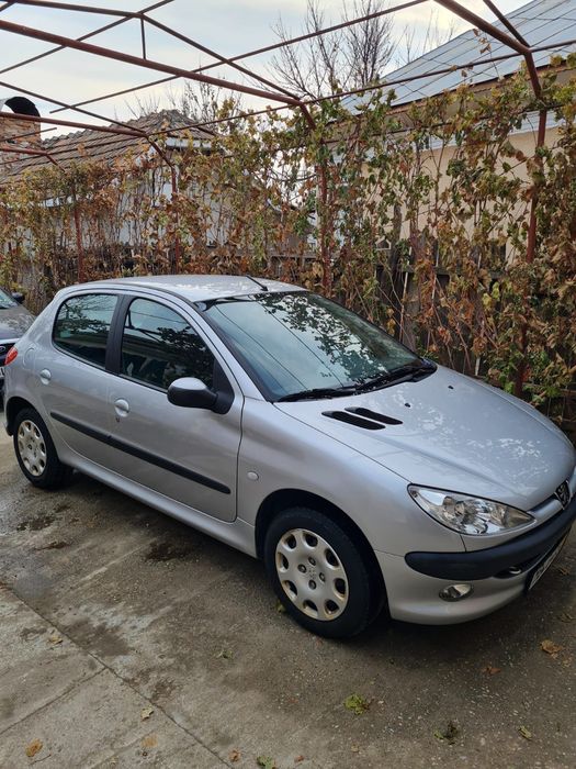 Peugeot 206 1.4 benzină