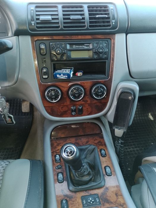 ML 270cdi(163w)an 2003