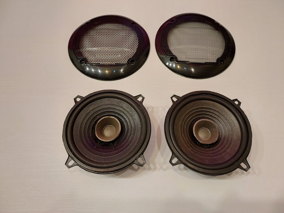 Difuzoare boxe 13 cm dual cone și site. Stare foarte bună.