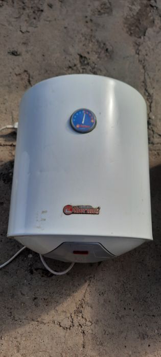 Продаётся Аристон 3 шт.