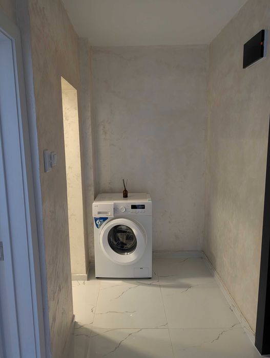 Частно лице продава