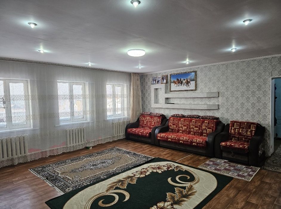 Кен жайлы улкен уй