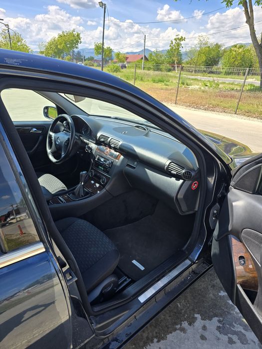Mercedes c220 w203 facelift