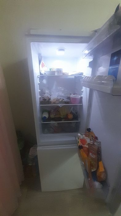 Продам холодильник