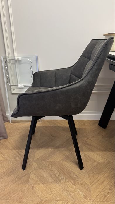 Продам стулья с поворотным сиденьем