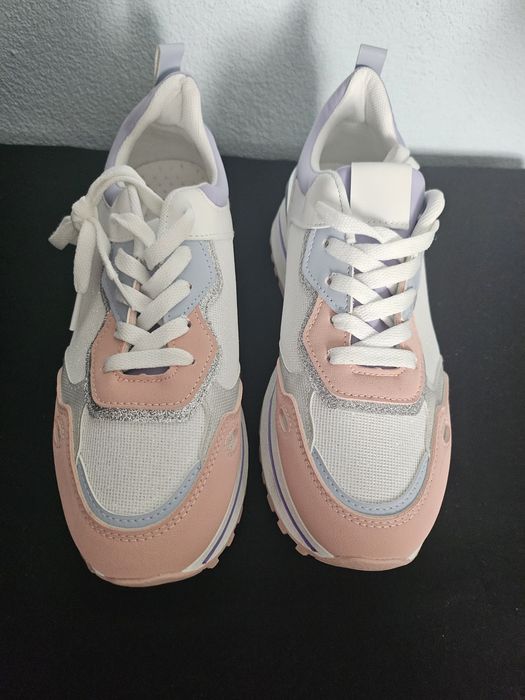 Дамски маратонки