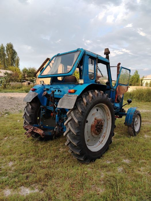BELARUS MTZ 80 sotiladi