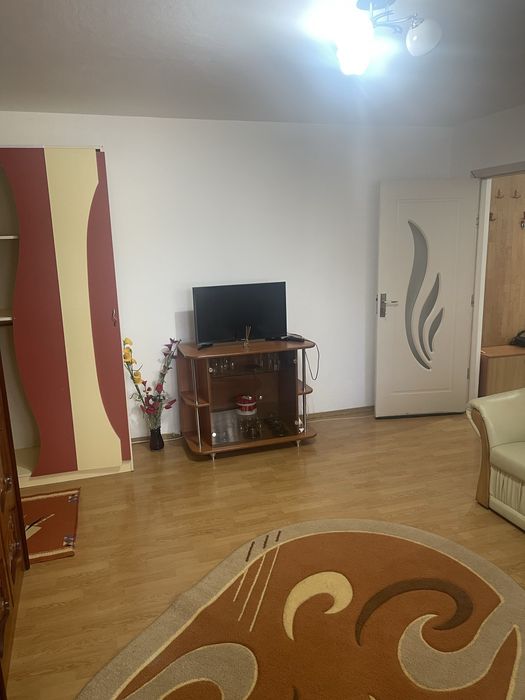 Apartament 2 camere de inchiriat