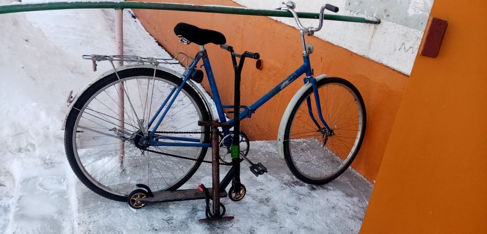 Продам велосипед + самокат, насос