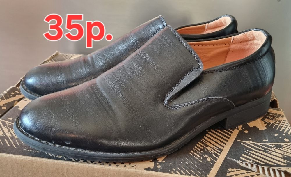 Продам туфли для мальчика