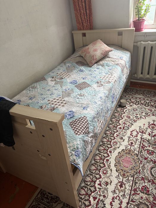 Продам кровать!!