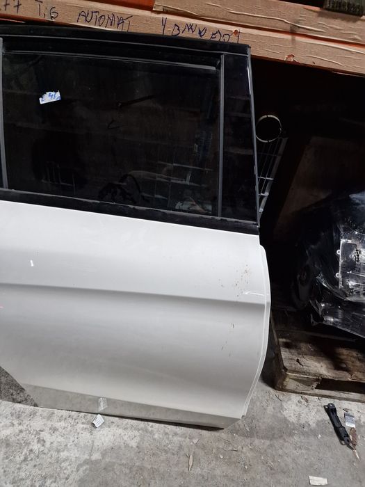 Usa portiera dreapta  spate mercedes c class w205