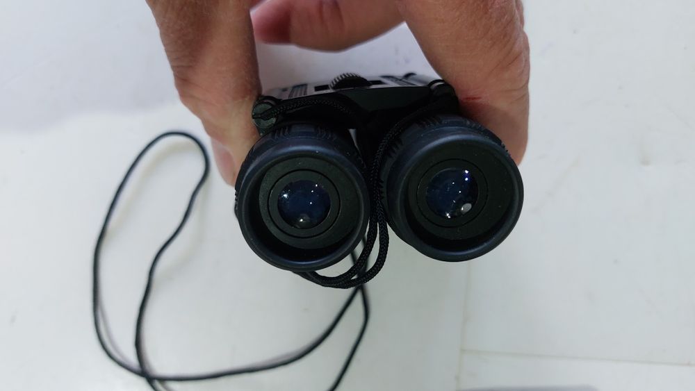 binoclu Carena 8×21