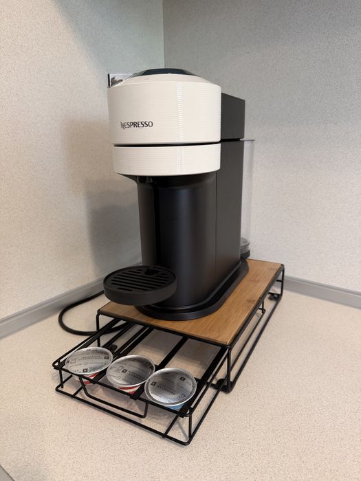 Кафе машина Nespresso Vertuo Next в гаранция + подарък