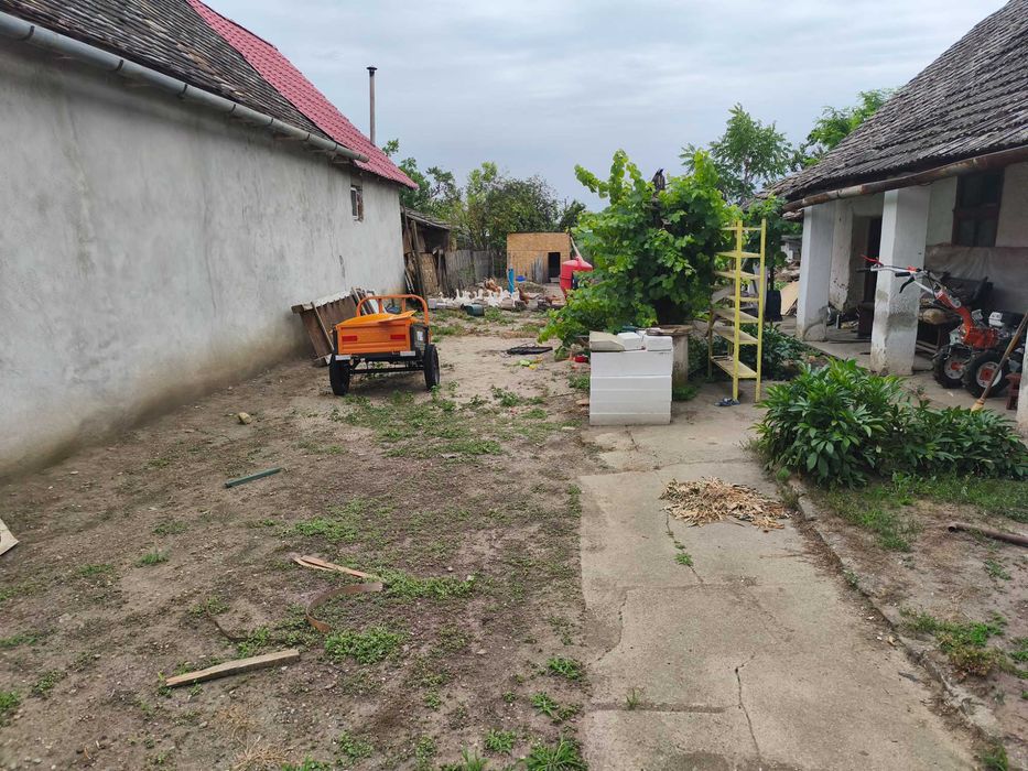 Casa de vânzare Peregu Mic, Jud Arad