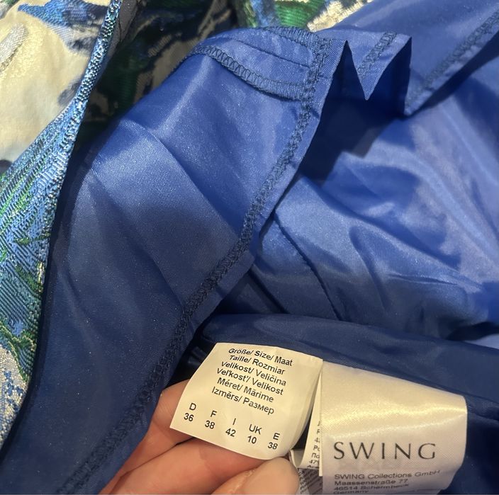 Луксозна рокля за специални поводи