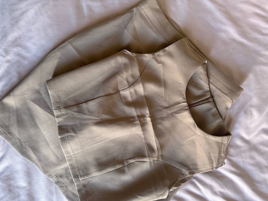 Юбка с кофтой отдам за 50000