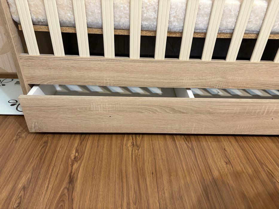 Бебешко креватче.