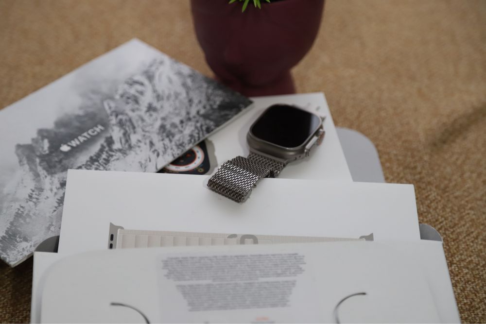 Apple Watch Ultra 49mm, с различни верижки