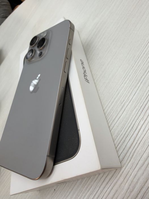 Vand Iphone 15 Pro
