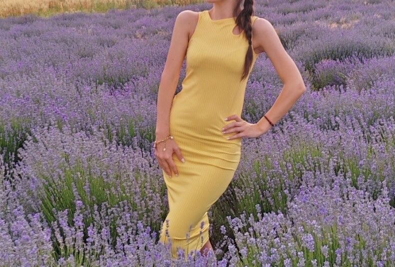 Лятна жълта рокля на Zara