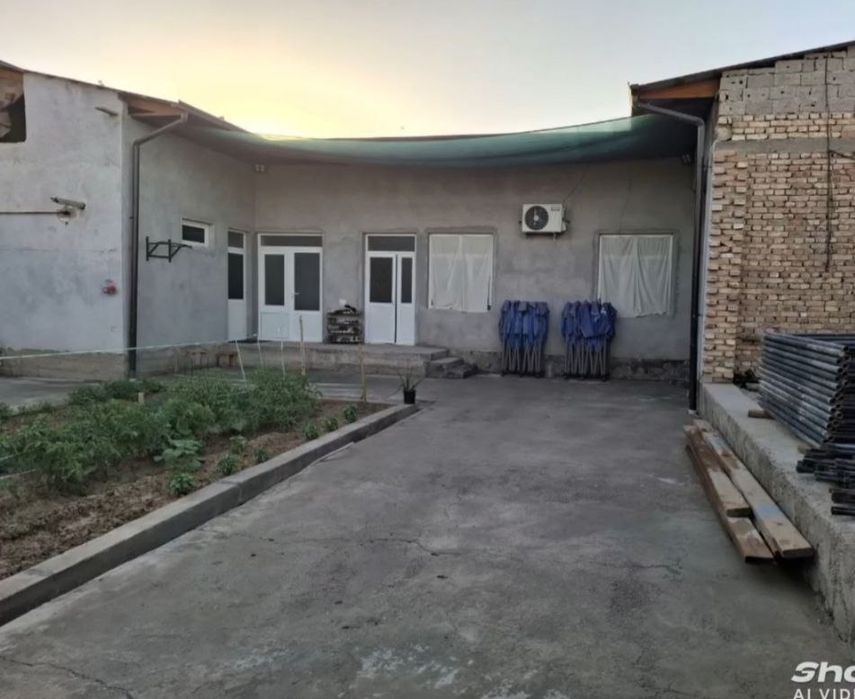 Ховли сотилади 80.000