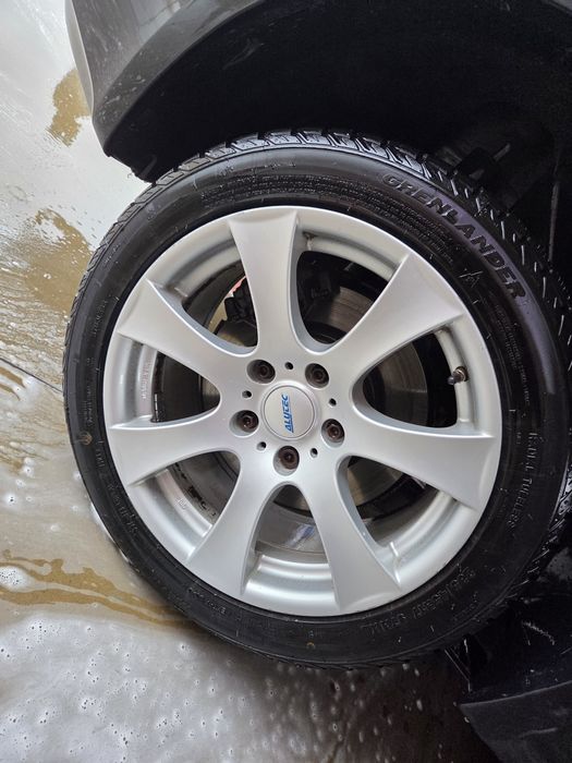 Anvelope 4buc 235/45/R17