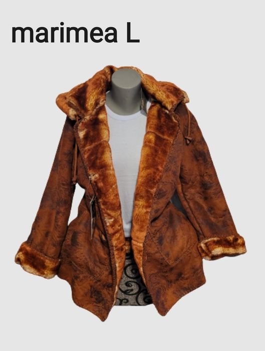 Cojoc dama, mărimea L,150 lei