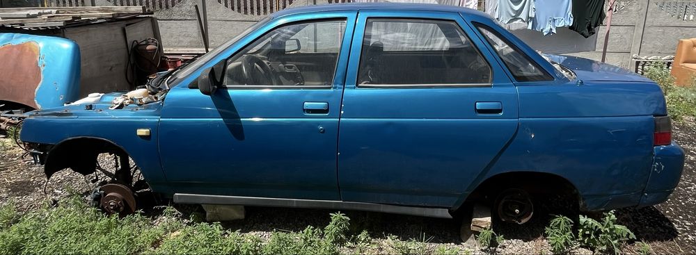 Автомобиль Ваз 2110