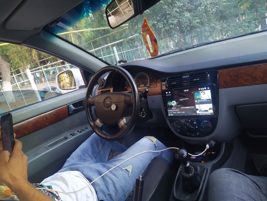 Lesetti gentra srochna sotiladi