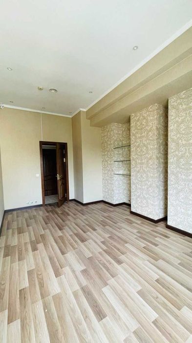 Сдается в аренду офис в центре города, ст.м. Дружба Народов, 85 кв.м.