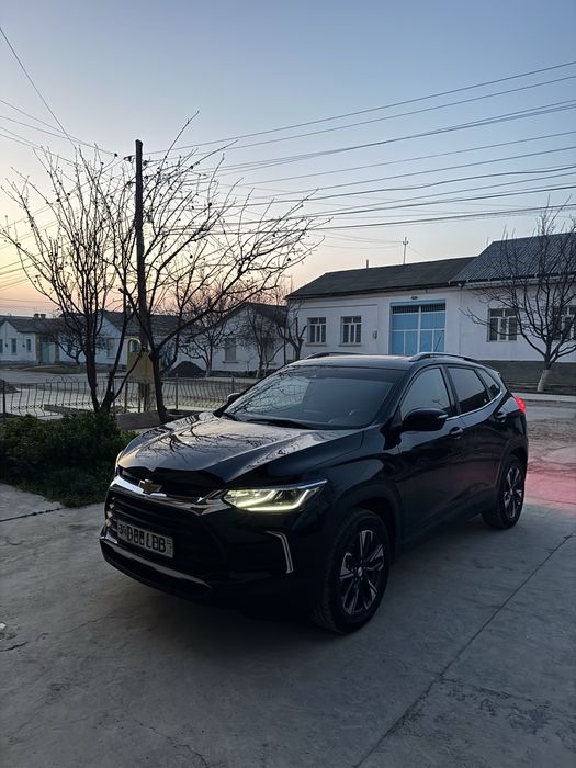 Tracket 2, premier turbo