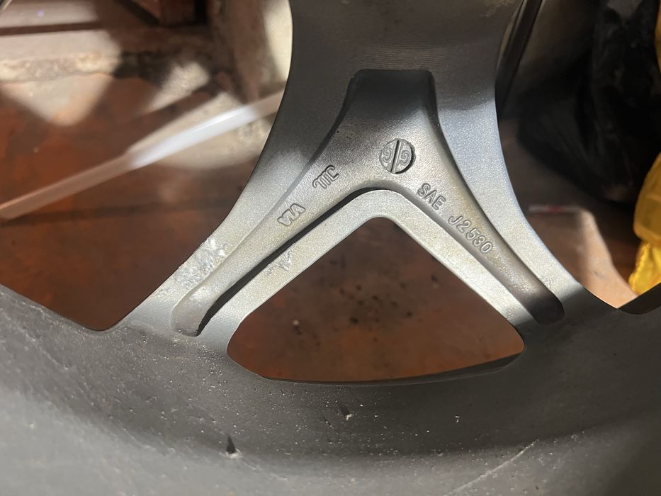 Джанти за bmw x5 f15 19x8j et 35 5x120