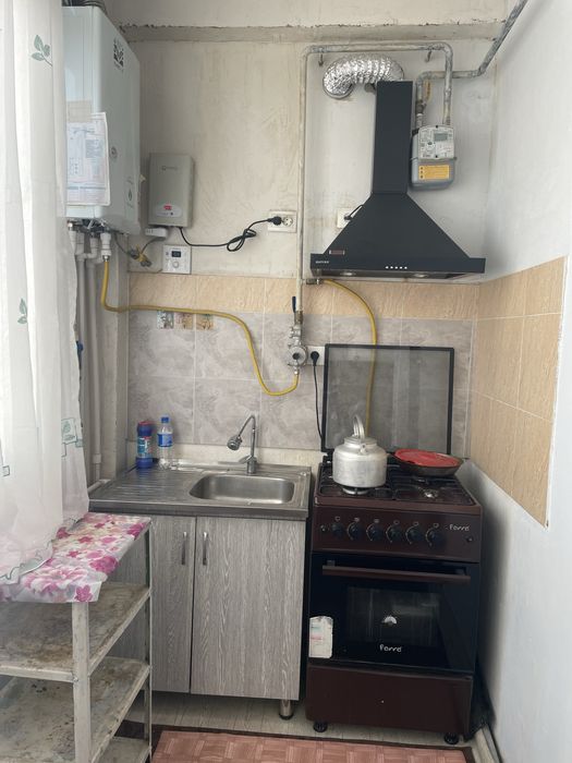 Sergeli, Quruvchi 12- metro yonida 1- xona 2 xona qilingan kvartera