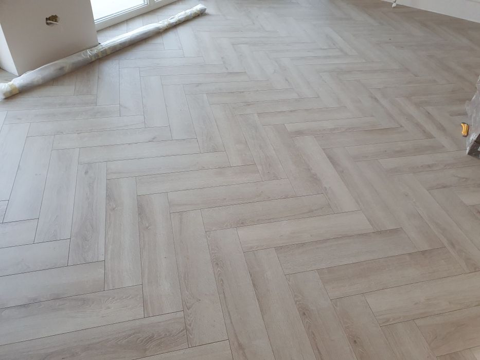 Parchet laminat 12mm trafic intens