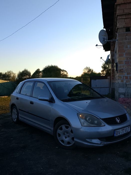 Vând Honda Civic 2004