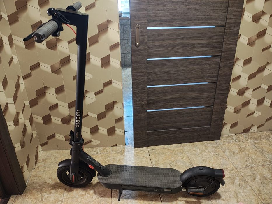 Trotineta electrica XIAOMI 4Pro Gen2, 10 inch, pliabila, negru