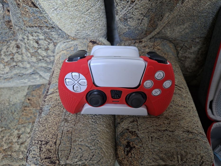 Джостики  PS5, Диски