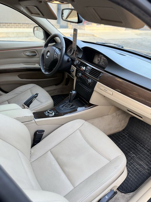 BMW 320D Lci automat